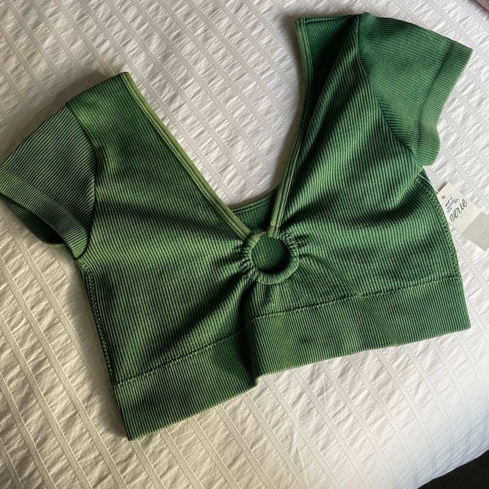 NWT Aerie Seamless Ring Top in Green!